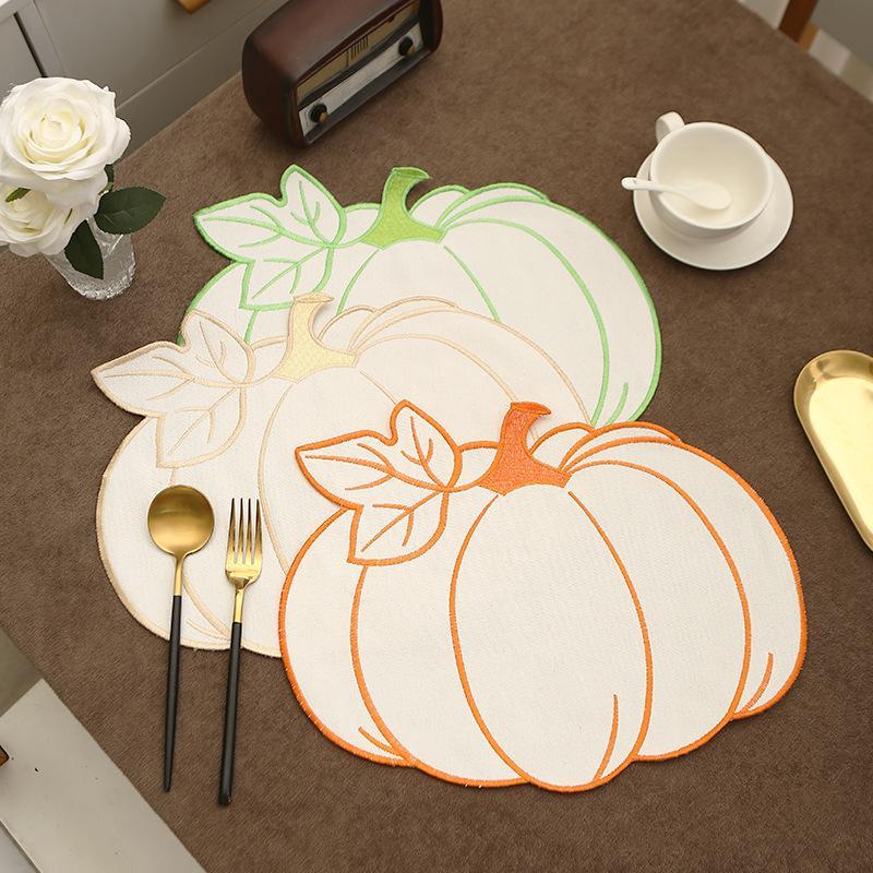 # Halloween Borduurwerk Blad P - Coffee Leaves Tea recensie en prijs